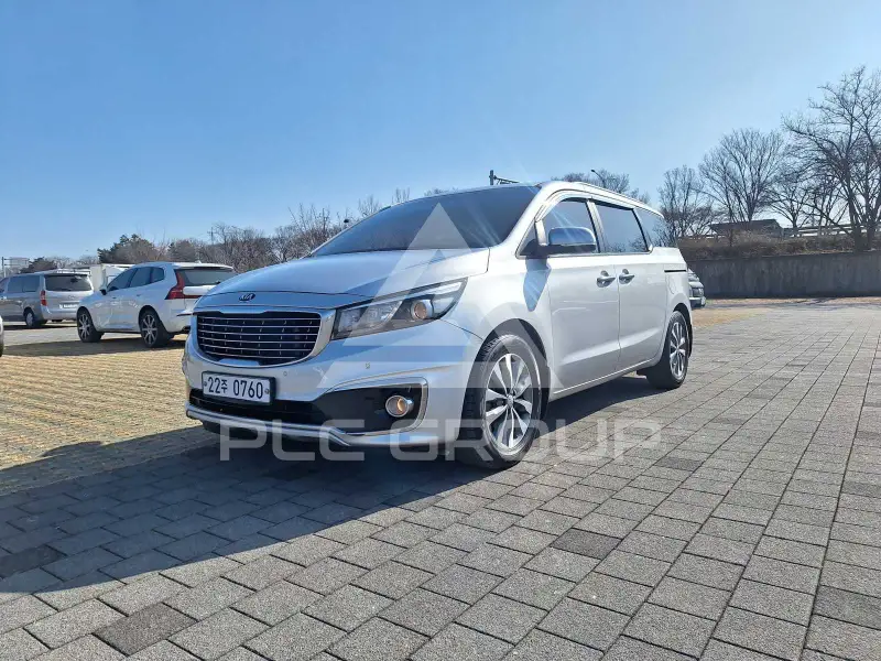 2016 KIA Carnival