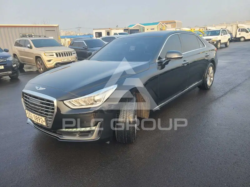 2016 Genesis EQ900