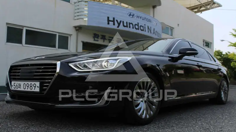 2016 Genesis EQ900