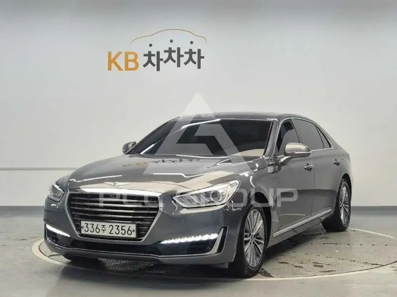 2016 Genesis EQ900