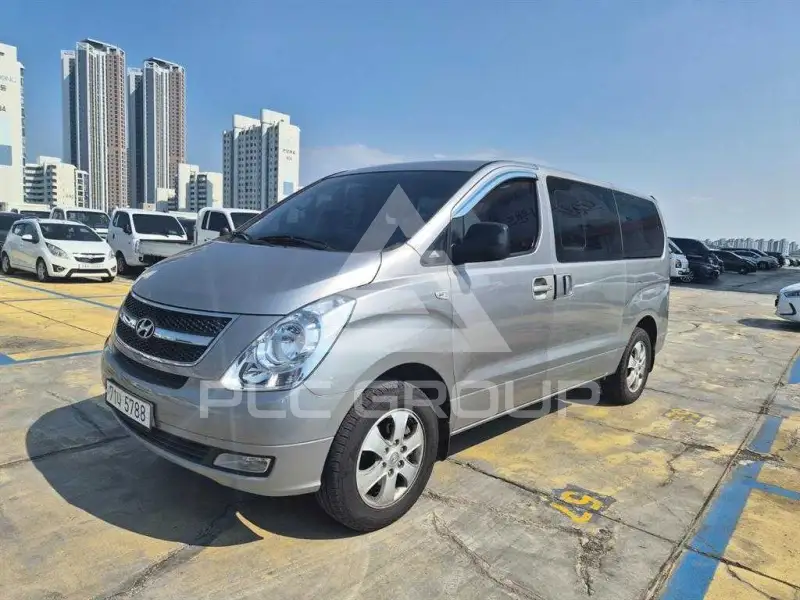 2016 Hyundai Starex