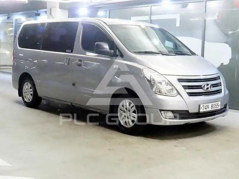 2016 Hyundai Starex