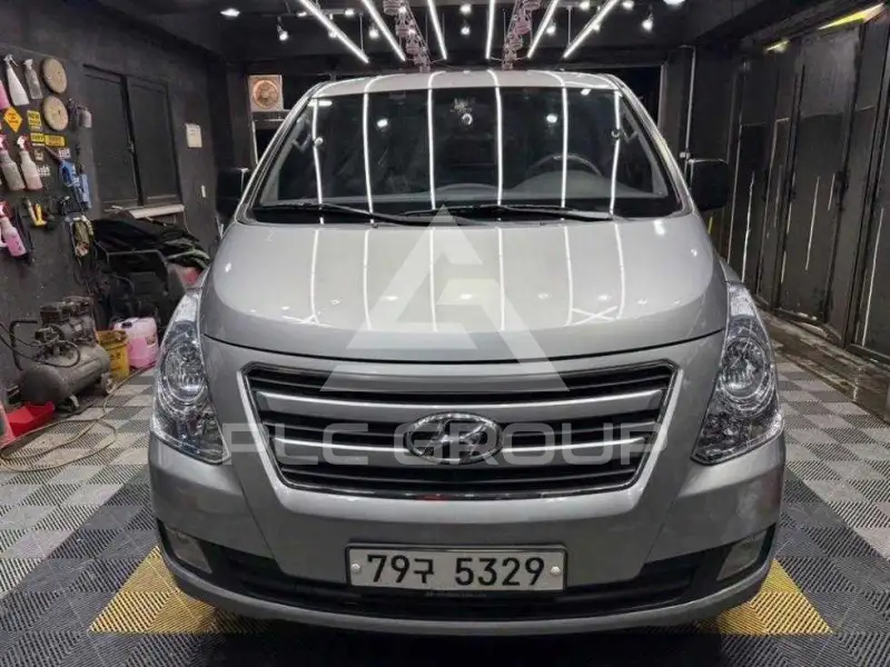 2016 Hyundai Starex
