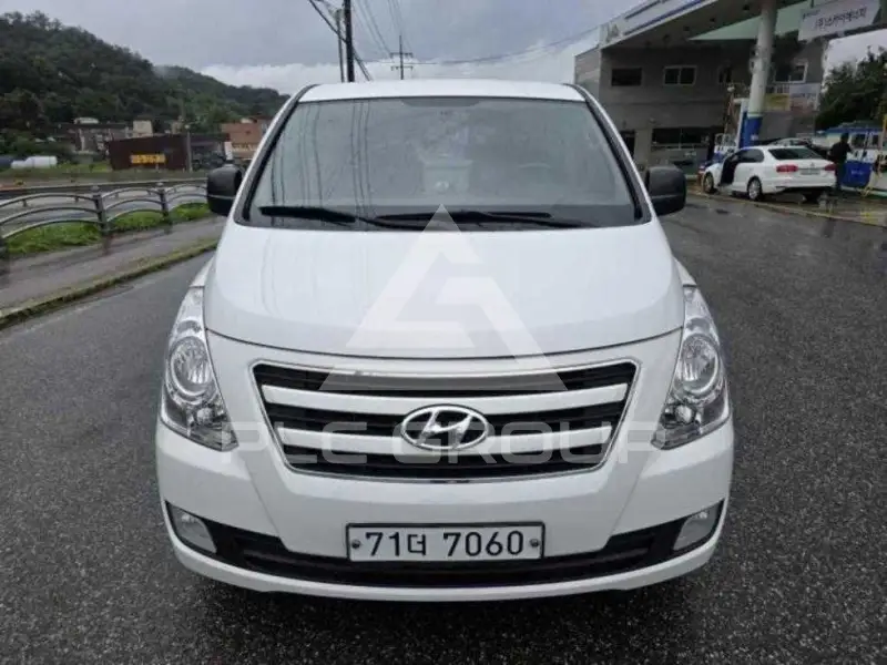 2016 Hyundai Starex