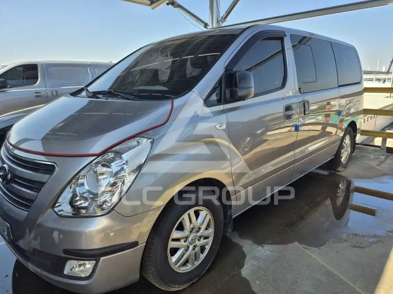 2016 Hyundai Starex