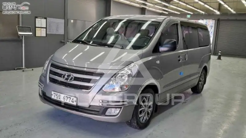 2016 Hyundai Starex
