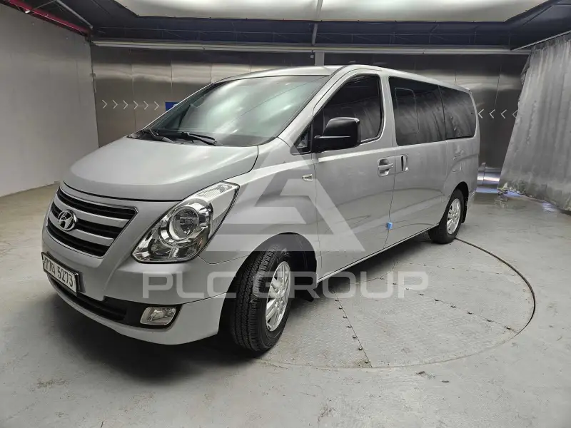 2016 Hyundai Starex