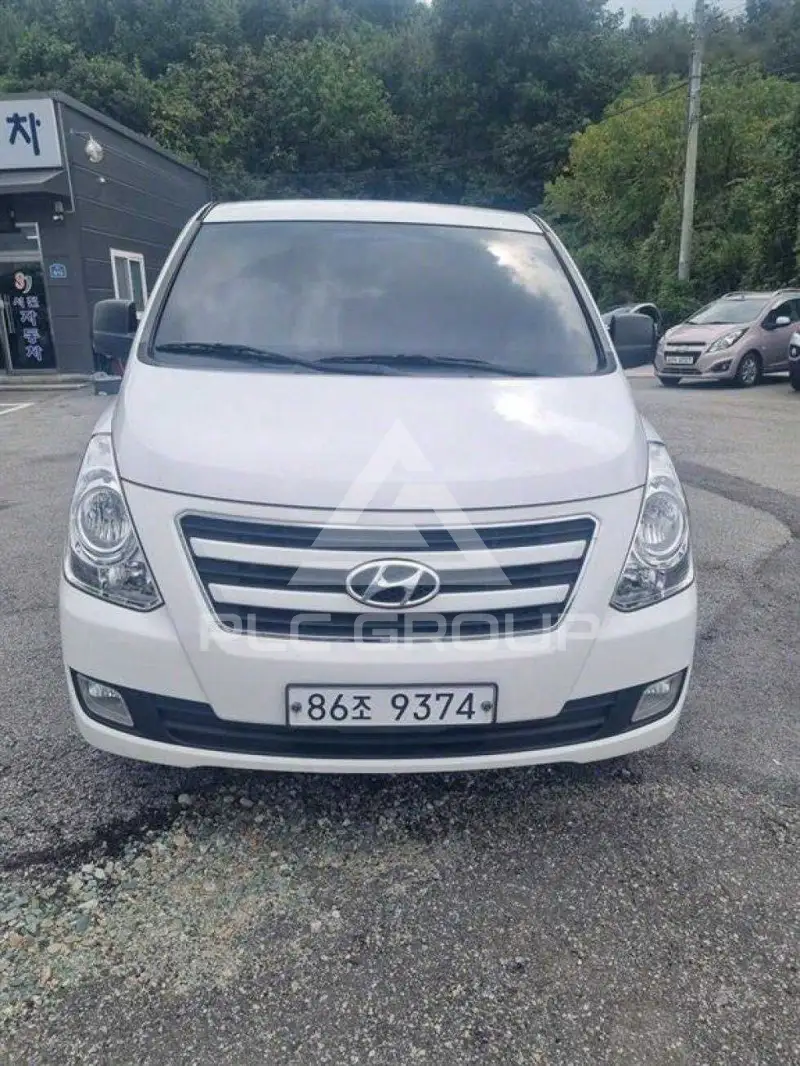 2016 Hyundai Starex