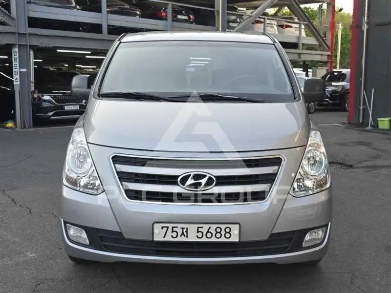 2016 Hyundai Starex