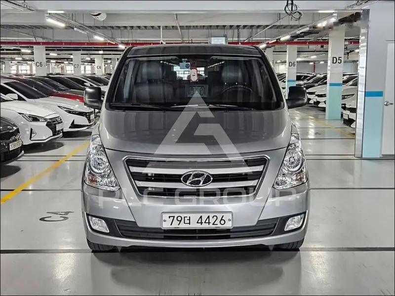 2016 Hyundai Starex
