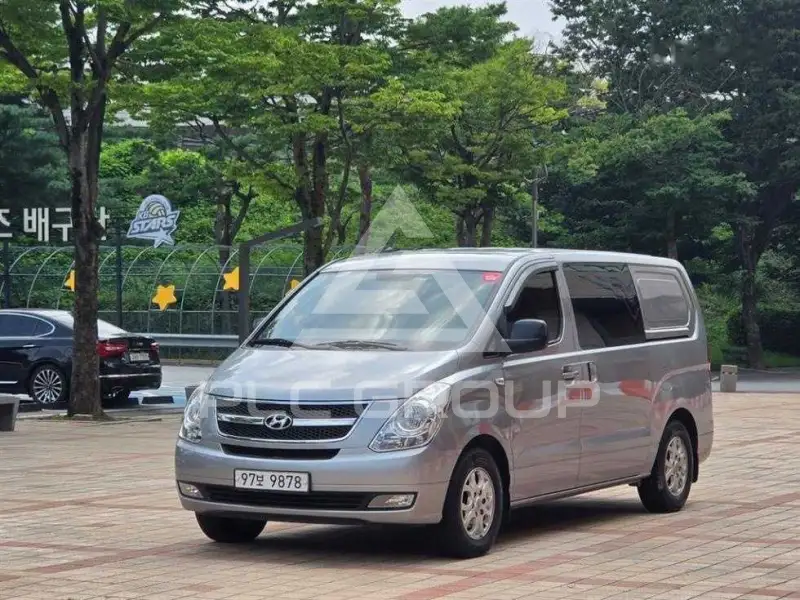 2016 Hyundai Starex