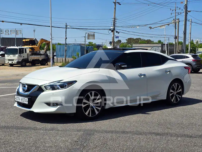 2017 Nissan MAXIMA