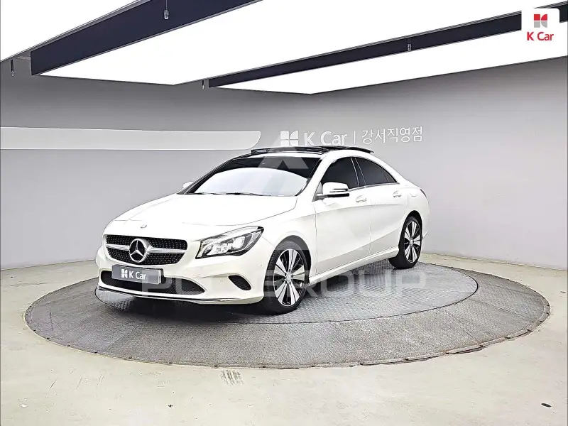 2017 Mercedes Benz CLA