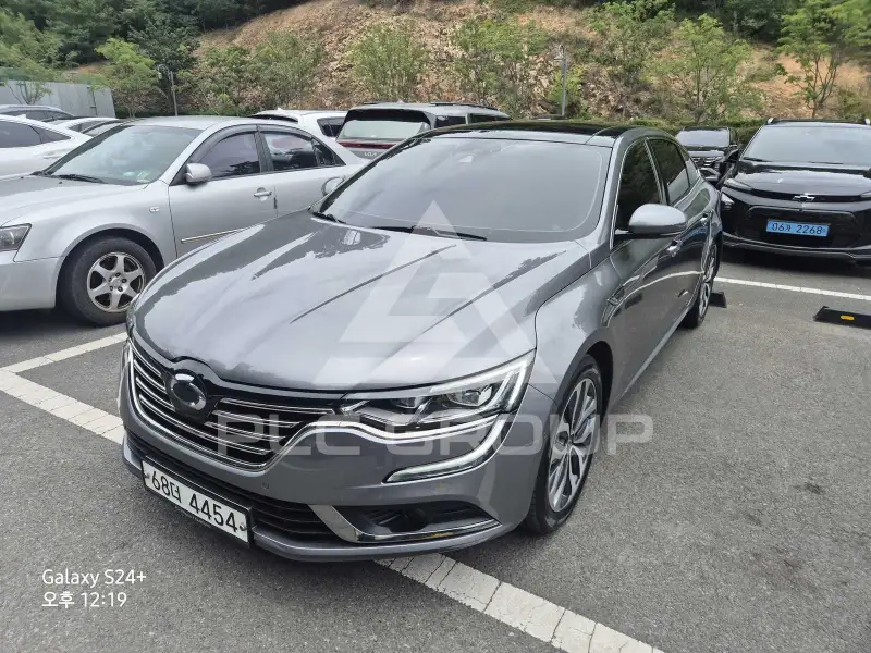 2017 Renault Sm6