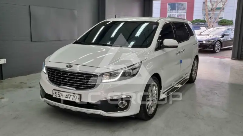 2017 KIA Carnival