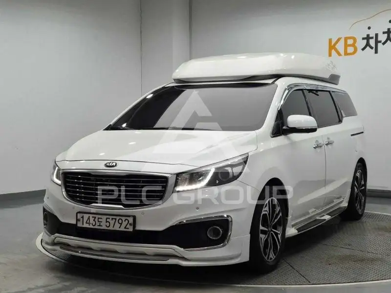 2017 KIA Carnival