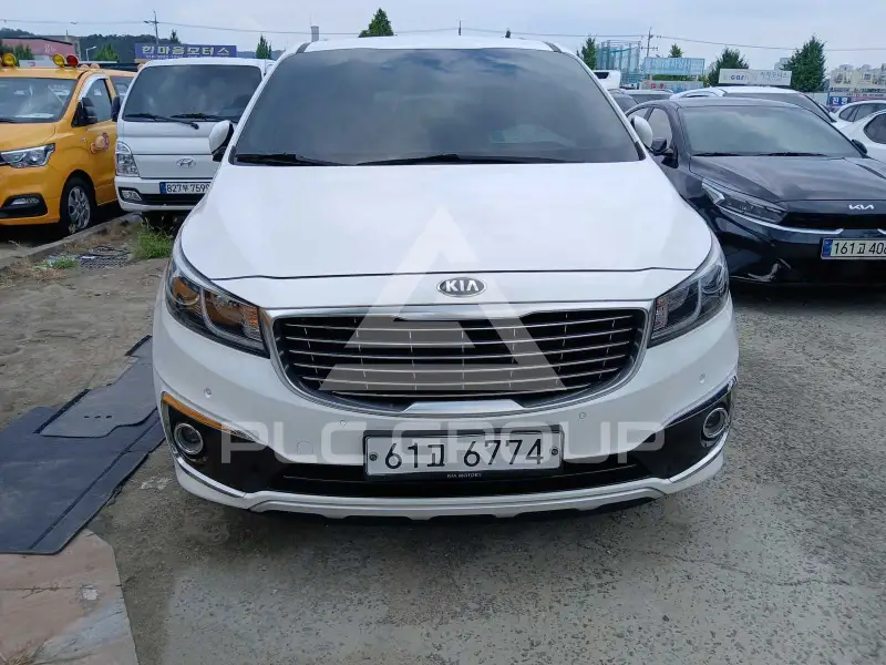 2017 KIA Carnival