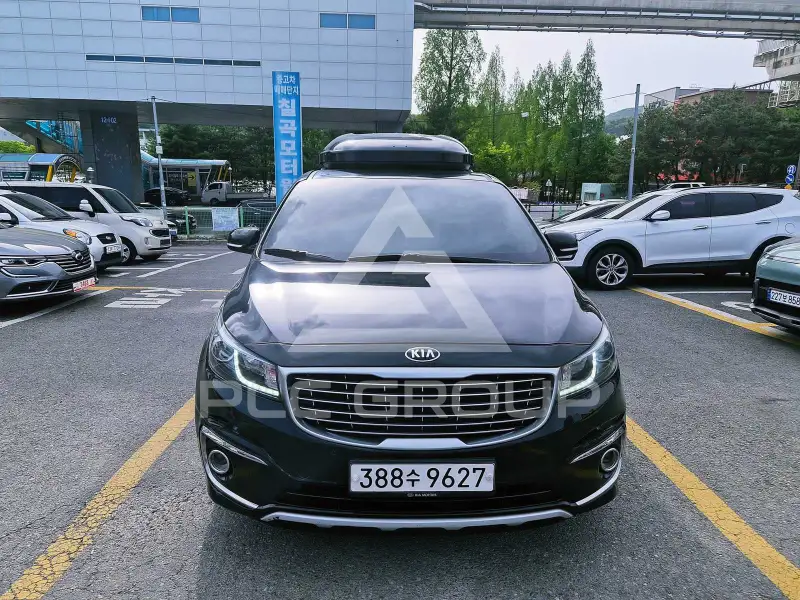 2017 KIA Carnival