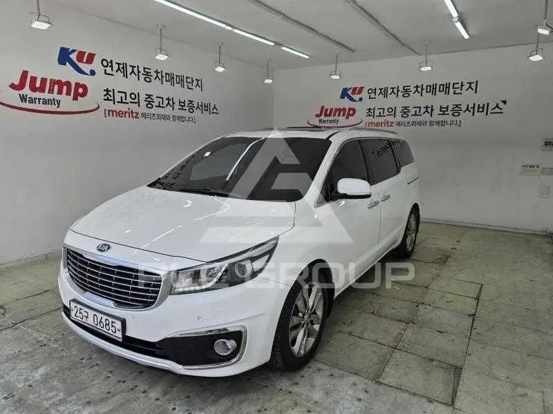 2017 KIA Carnival