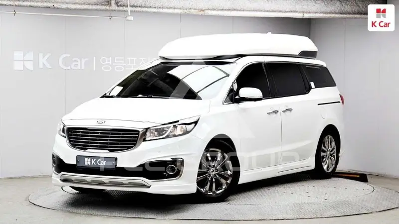 2017 KIA Carnival