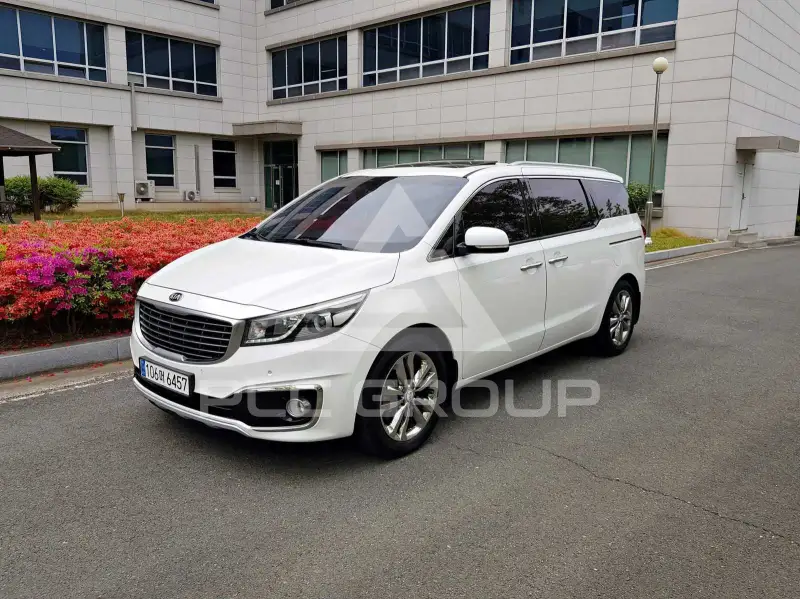 2017 KIA Carnival
