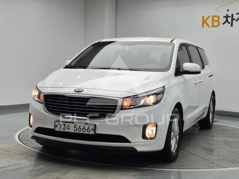 2017 KIA Carnival