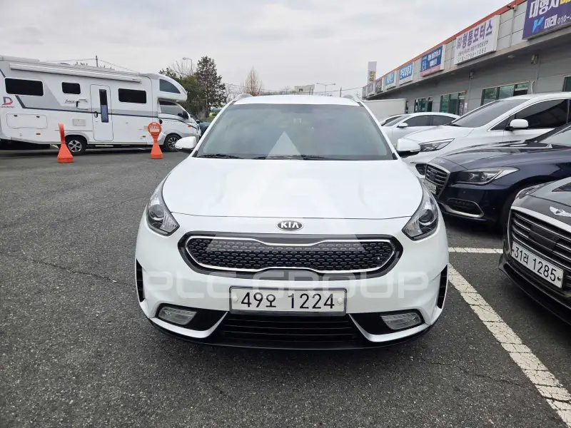 2017 KIA Niro