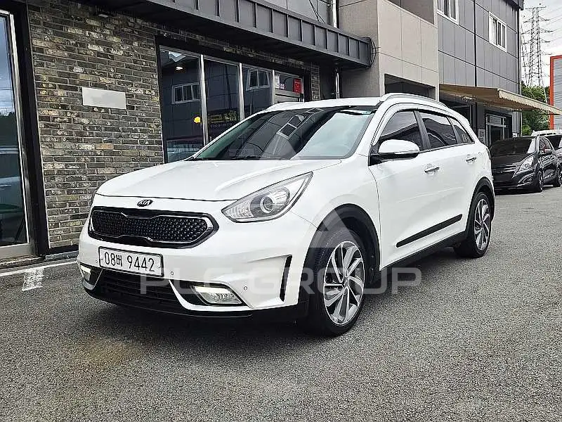 2017 KIA Niro