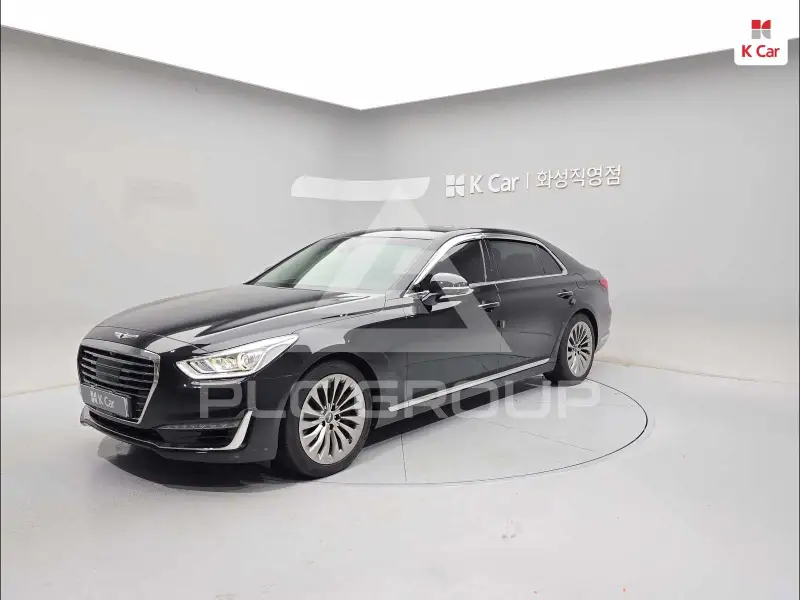 2017 Genesis EQ900