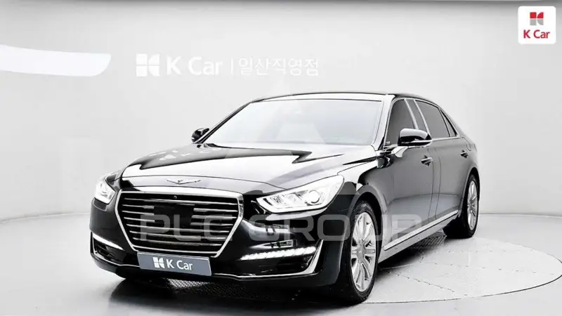 2017 Genesis EQ900