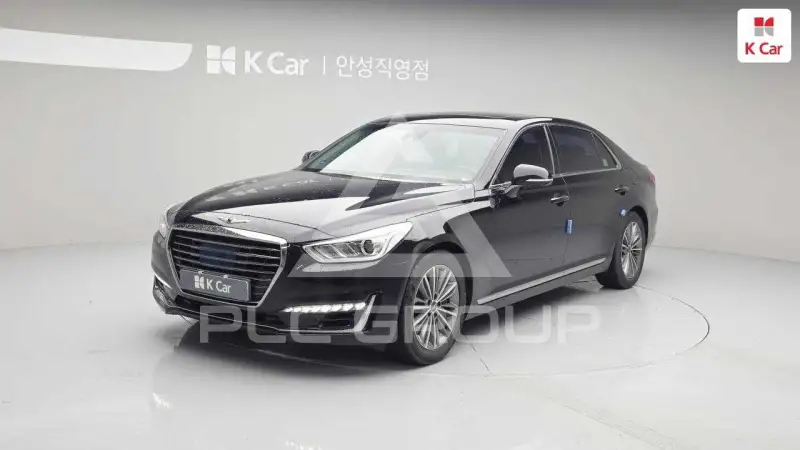 2017 Genesis EQ900