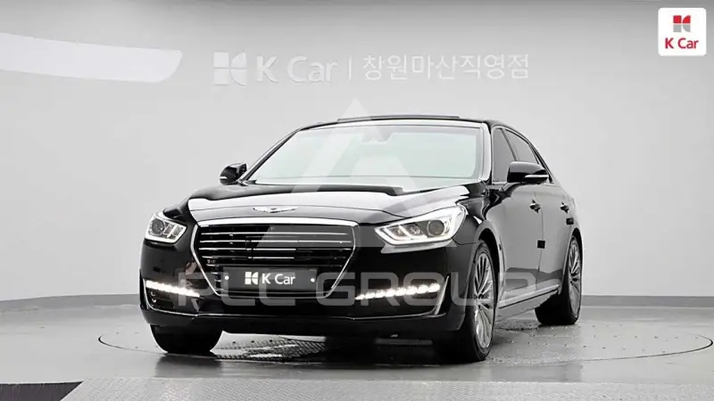 2017 Genesis EQ900