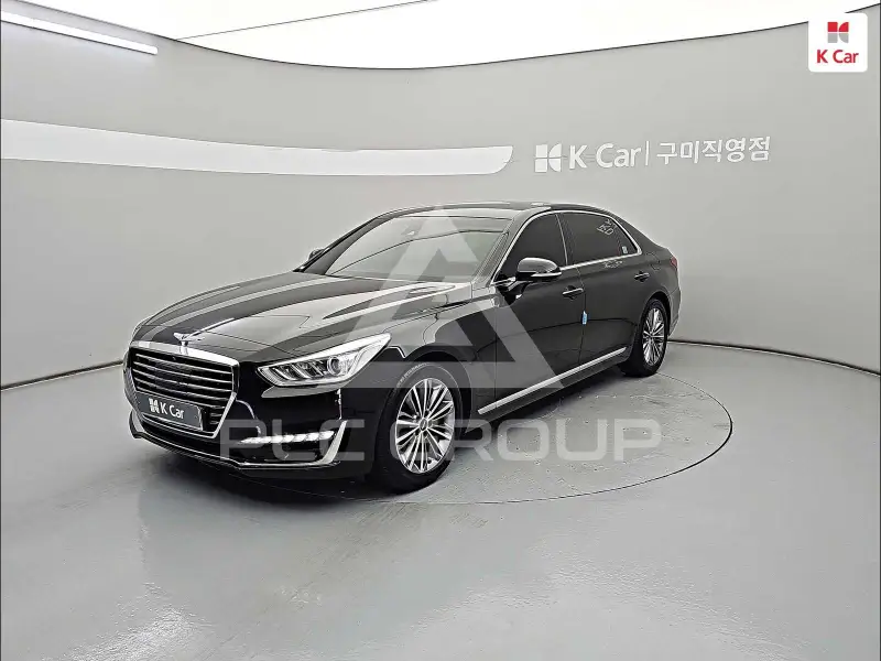 2017 Genesis EQ900