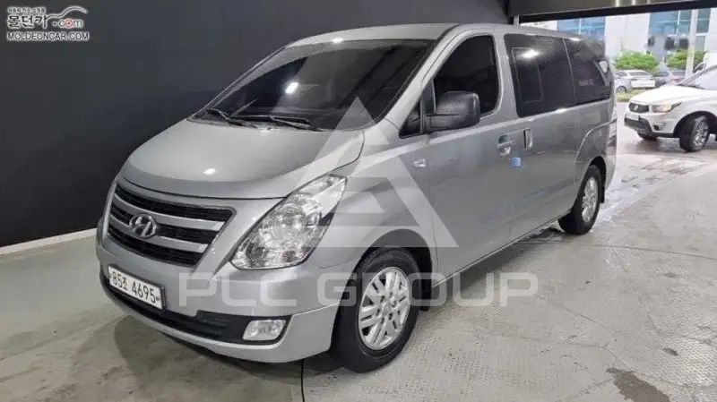 2017 Hyundai Starex