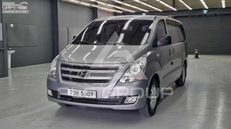 2017 Hyundai Starex