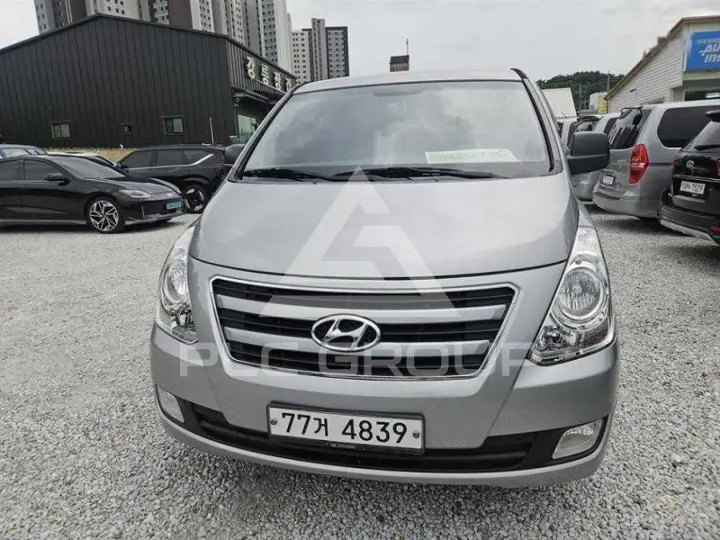2017 Hyundai Starex