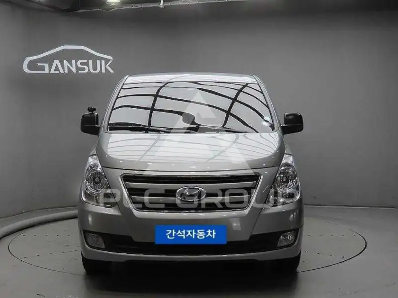 2017 Hyundai Starex