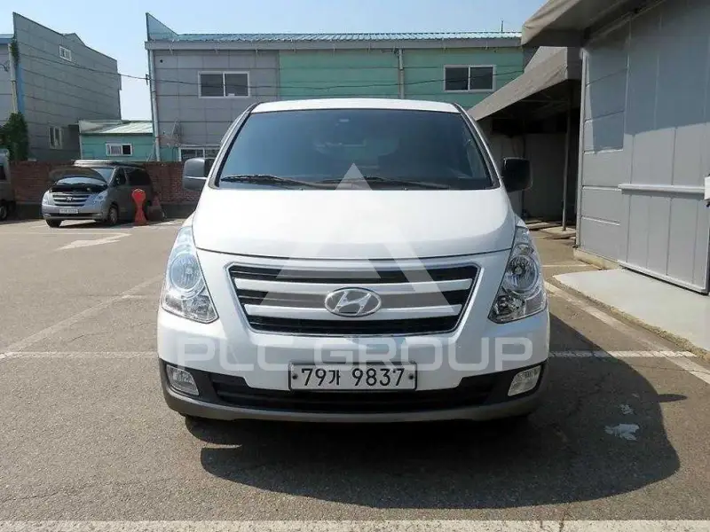 2017 Hyundai Starex