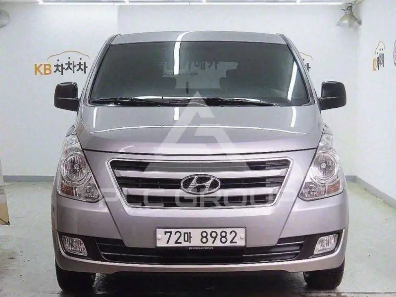 2017 Hyundai Starex