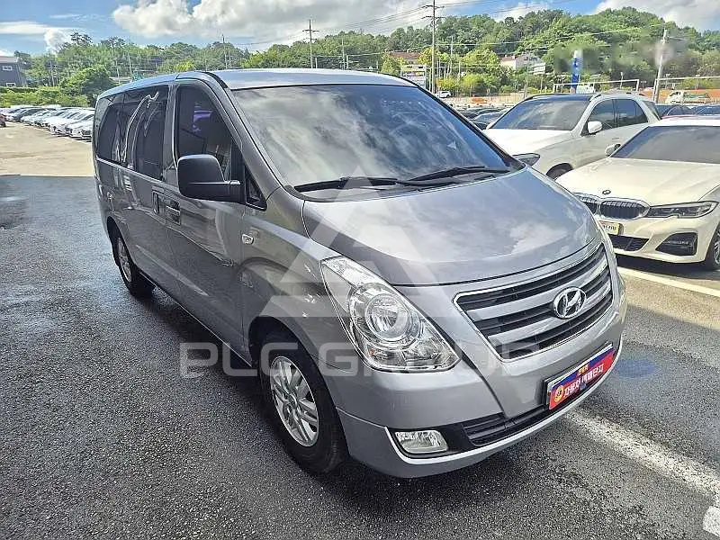 2017 Hyundai Starex