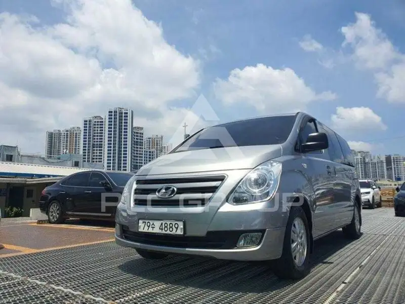2017 Hyundai Starex