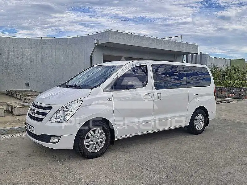 2017 Hyundai Starex