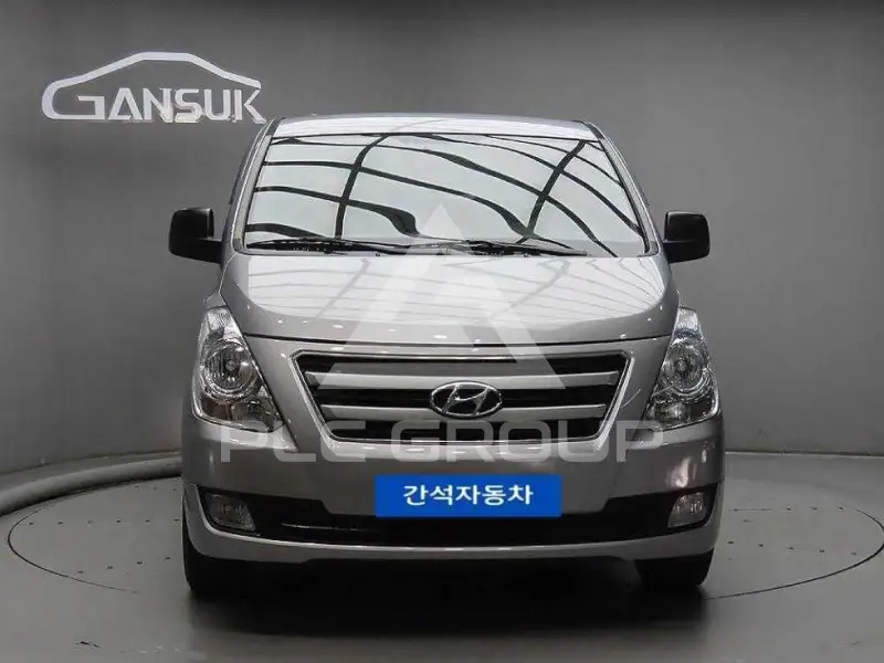 2017 Hyundai Starex