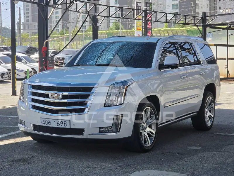 2018 Cadillac ESCALADE