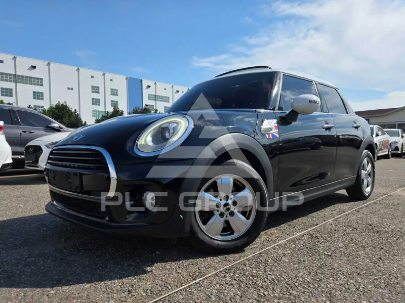 2018 Mini COOPER