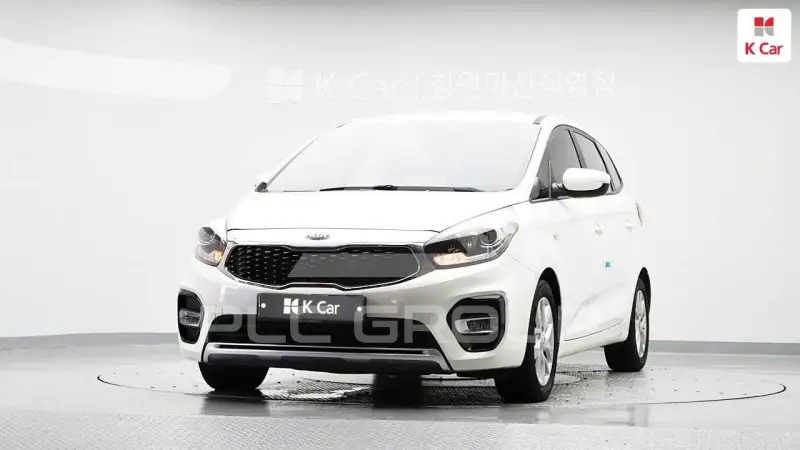 2018 KIA Carens