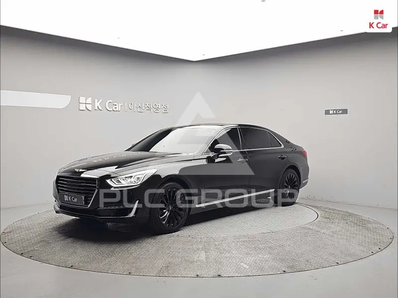 2018 Genesis EQ900