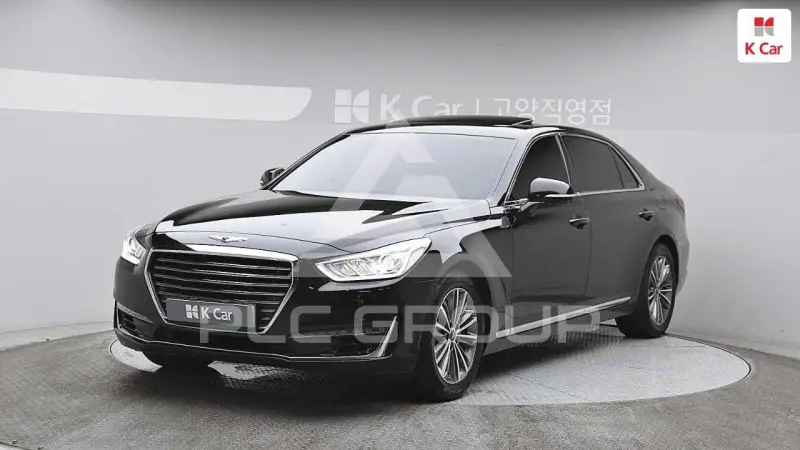 2018 Genesis EQ900