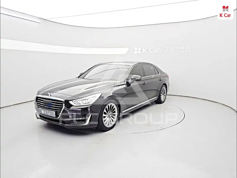 2018 Genesis EQ900