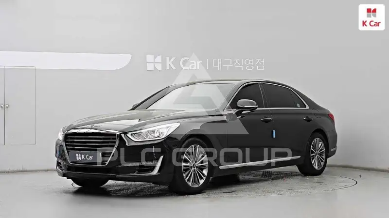 2018 Genesis EQ900